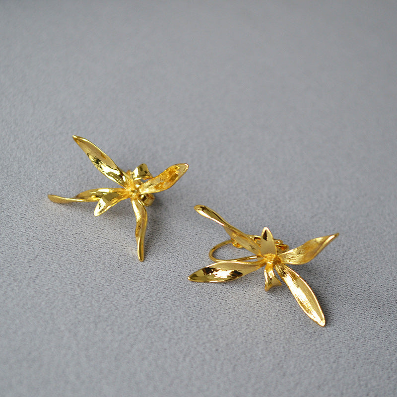 Beautiful Earring with Unique Style