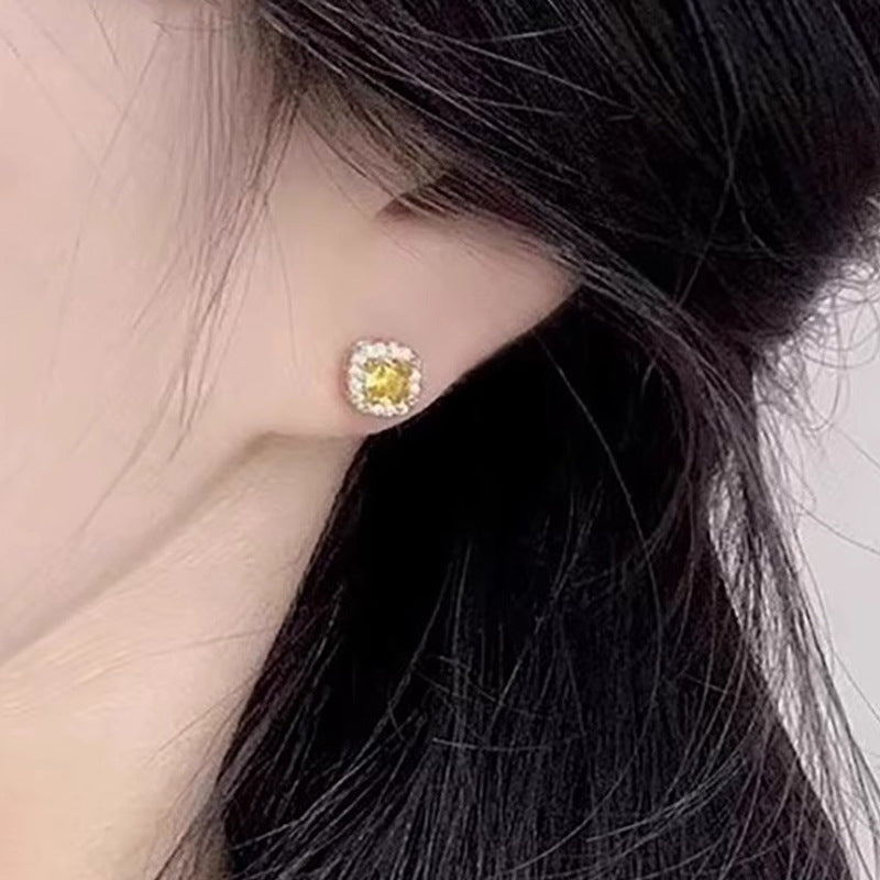 Romantic Earring for Special Moments