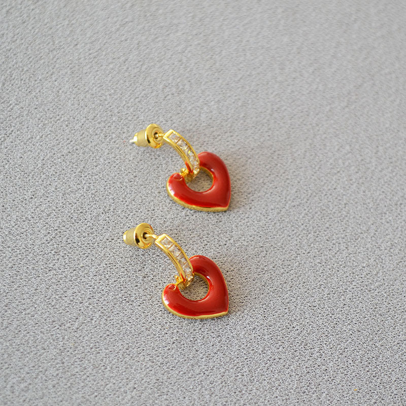 Classic Silver Earring with Timeless Appeal