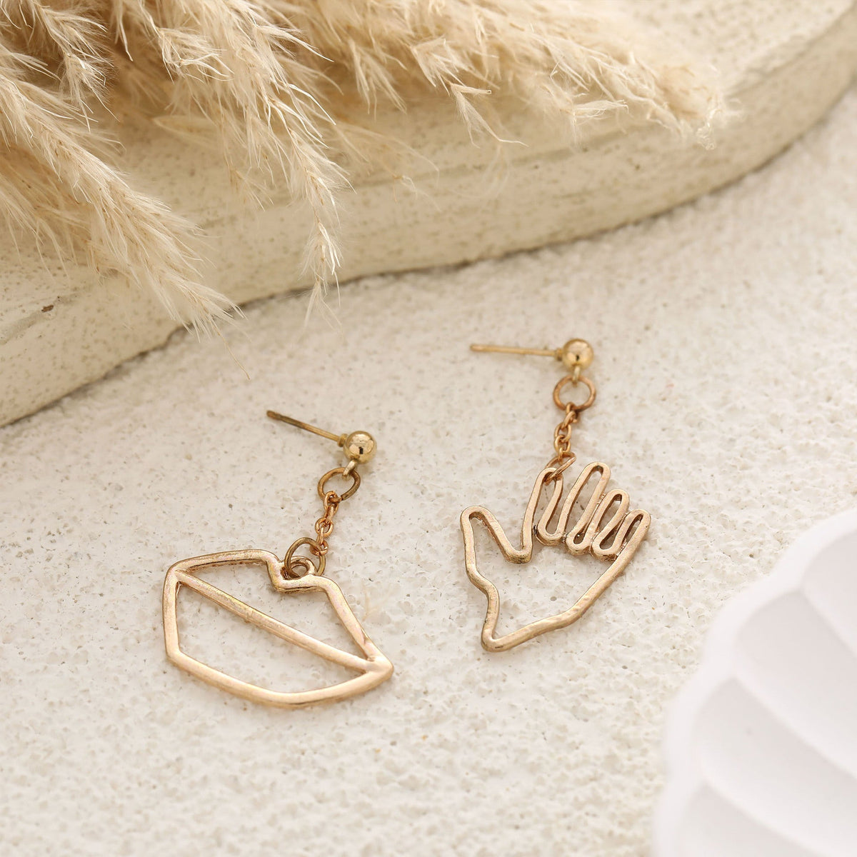 Beautiful Gold Earring with Unique Style