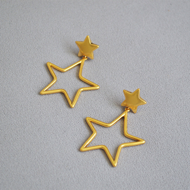 Elegant Gold Earring for Every Occasion