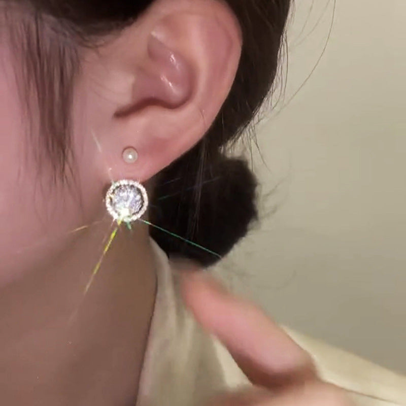 Romantic Pearl Earring for Special Moments