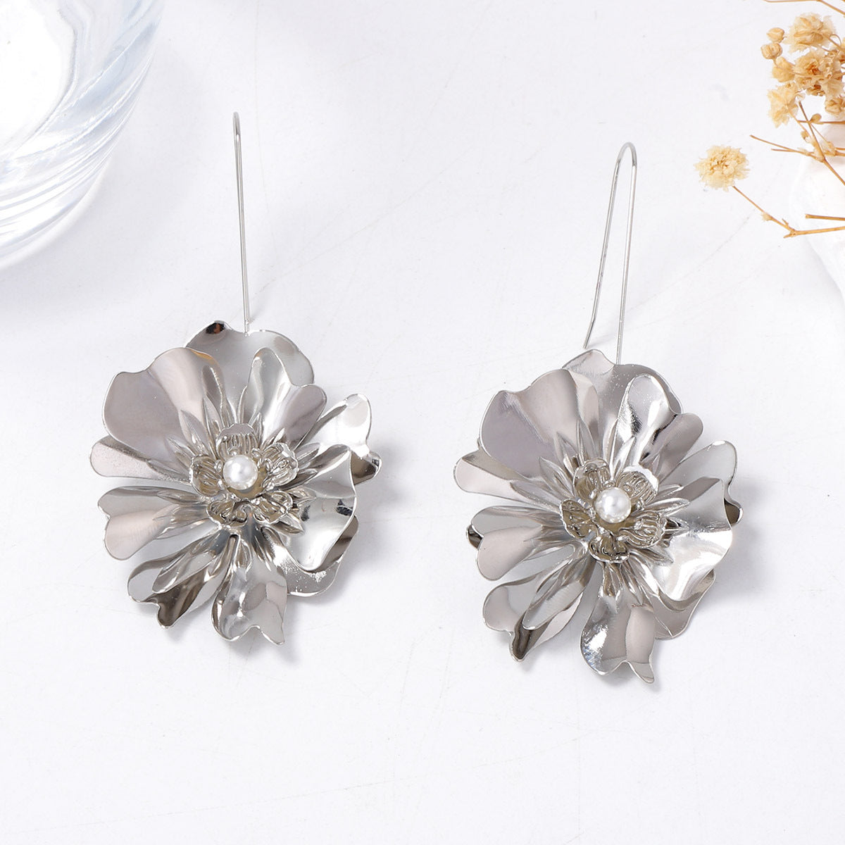 Charming Piece for Any Occasion