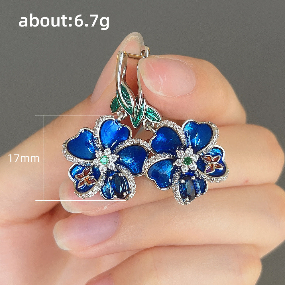 Classic Earring with Timeless Appeal