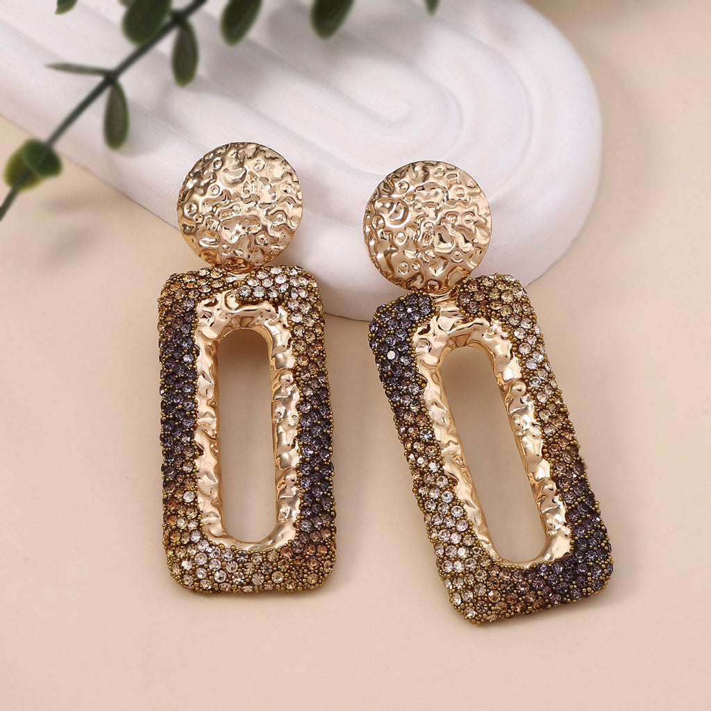Stunning Earring for Daily Wear