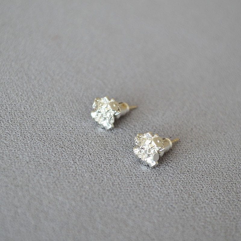 Stunning Gold Earring for Daily Wear