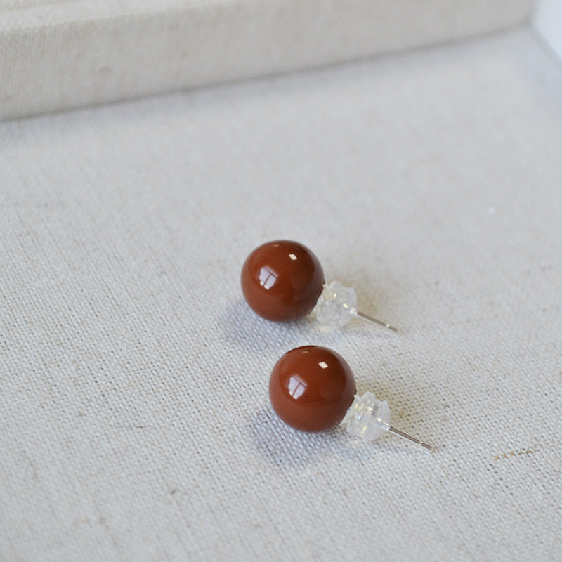 Charming Silver Earring for Any Occasion
