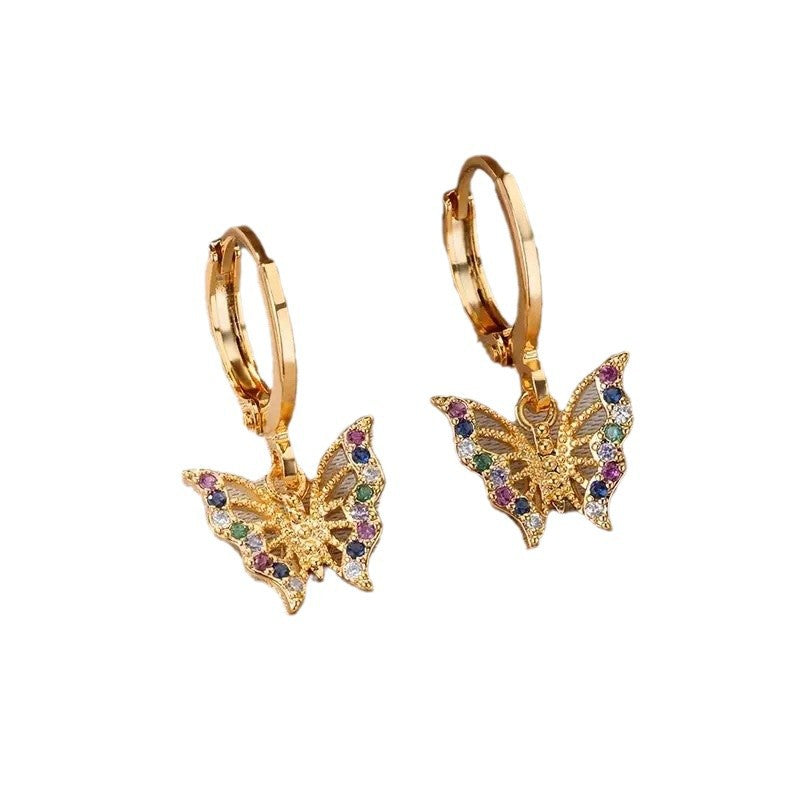 Charming Gold Earring for Any Occasion