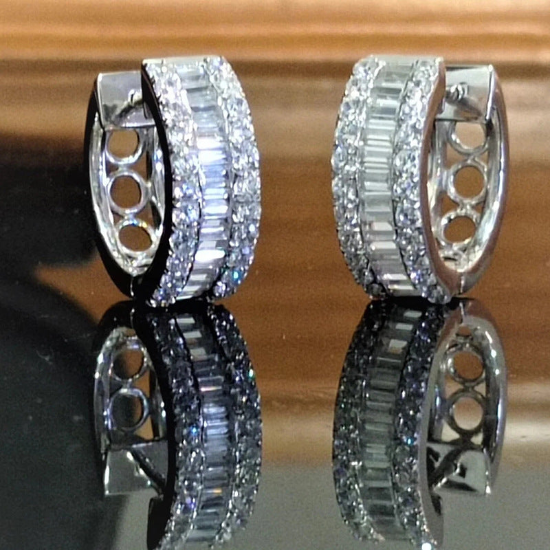 Classic Earring with Timeless Appeal