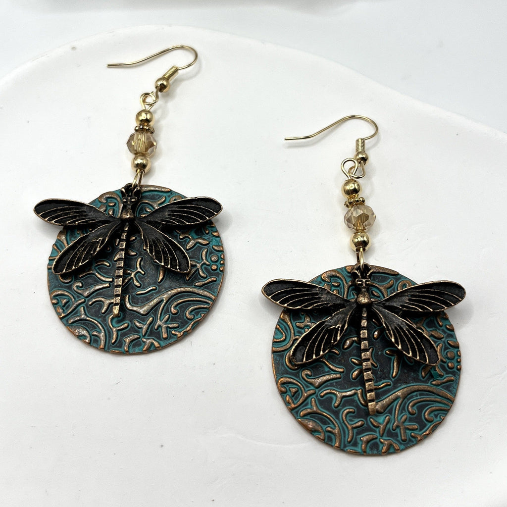 Classic Earring with Timeless Appeal