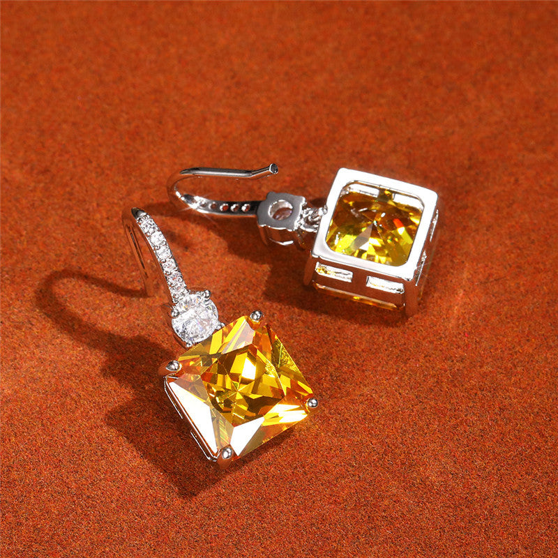 Romantic Earring for Special Moments
