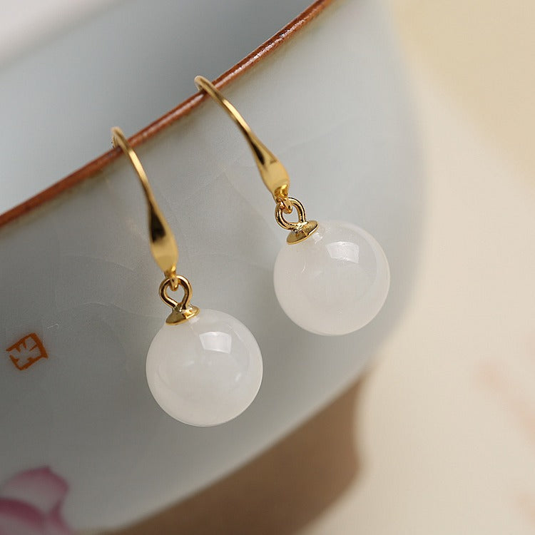 Romantic Silver Earring for Special Moments