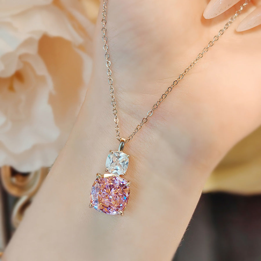 Stunning Necklace for Daily Wear