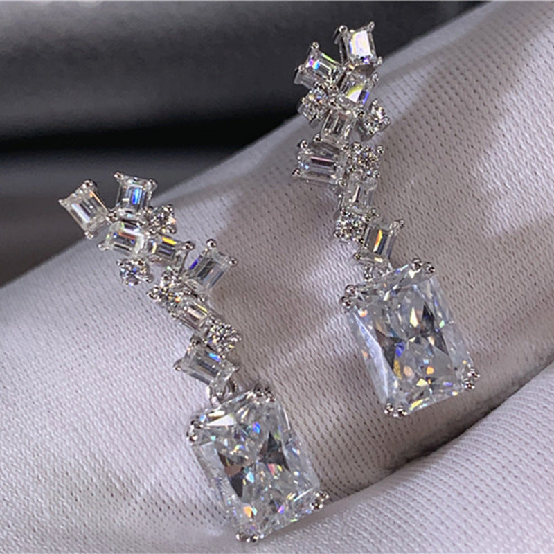 Romantic Earring for Special Moments