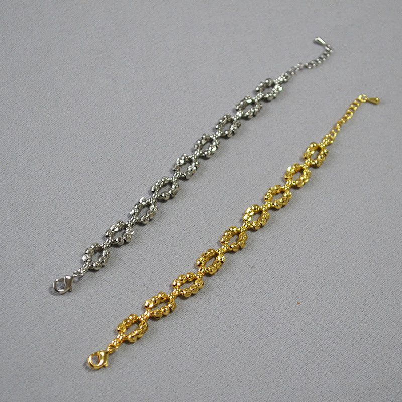 Stunning Gold Bracelet for Daily Wear