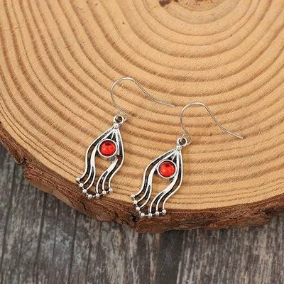 Elegant Silver Earring for Every Occasion