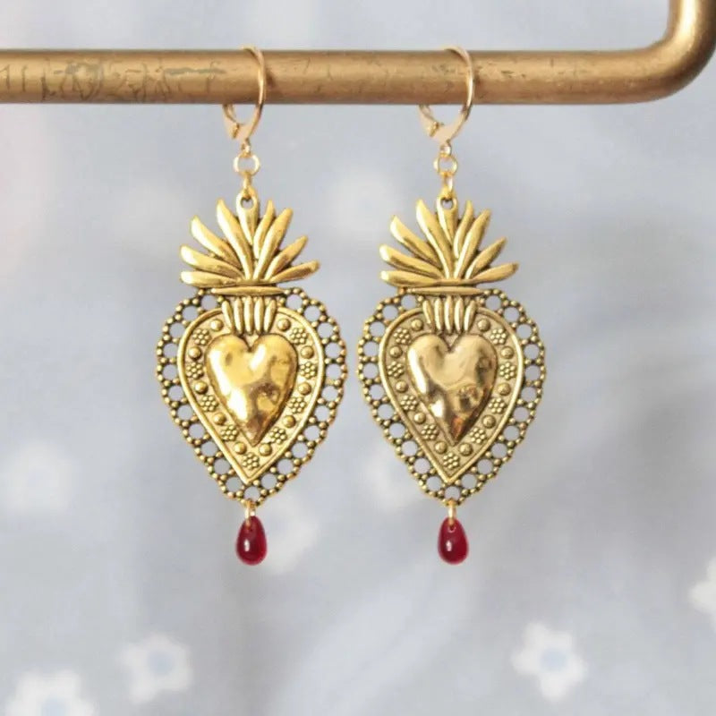 Classic Earring with Timeless Appeal