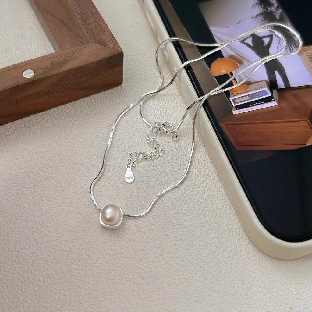Charming Pearl Necklace for Any Occasion