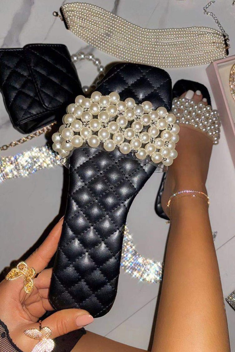 Graceful Orthopedic Sandals for Modern Look