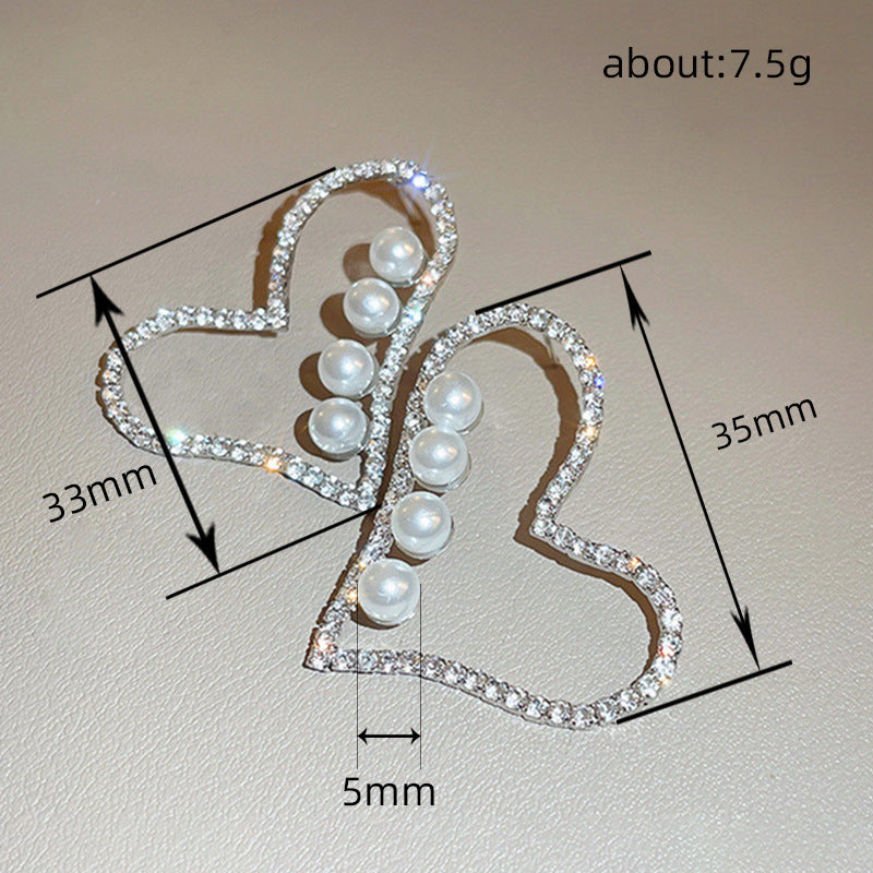 Stunning Pearl Earring for Daily Wear