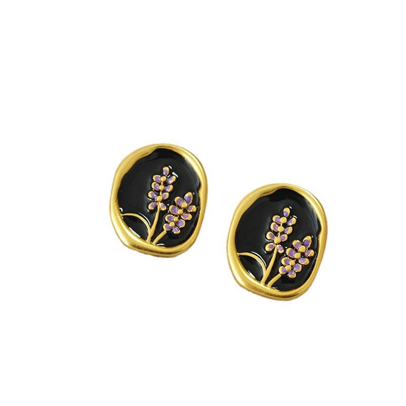 Delicate Artisan Gold Earring
