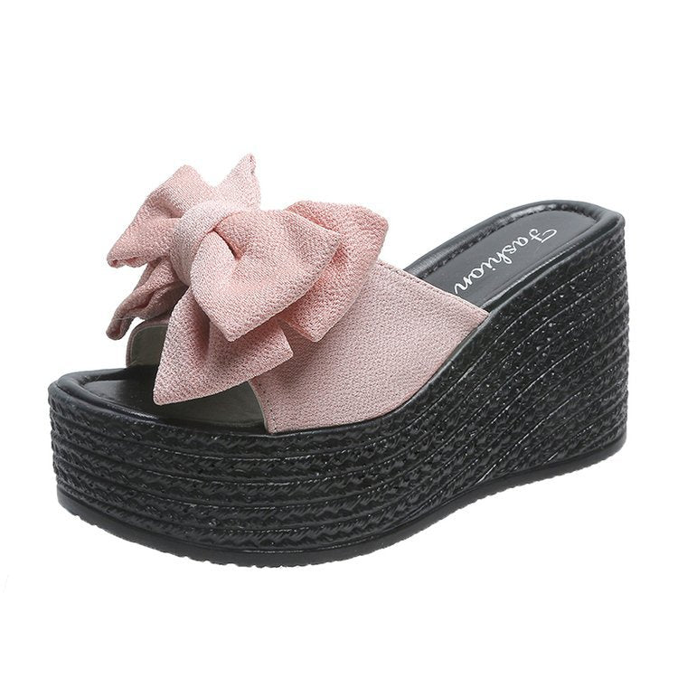 Chic Orthopedic Sandals with Unique Design