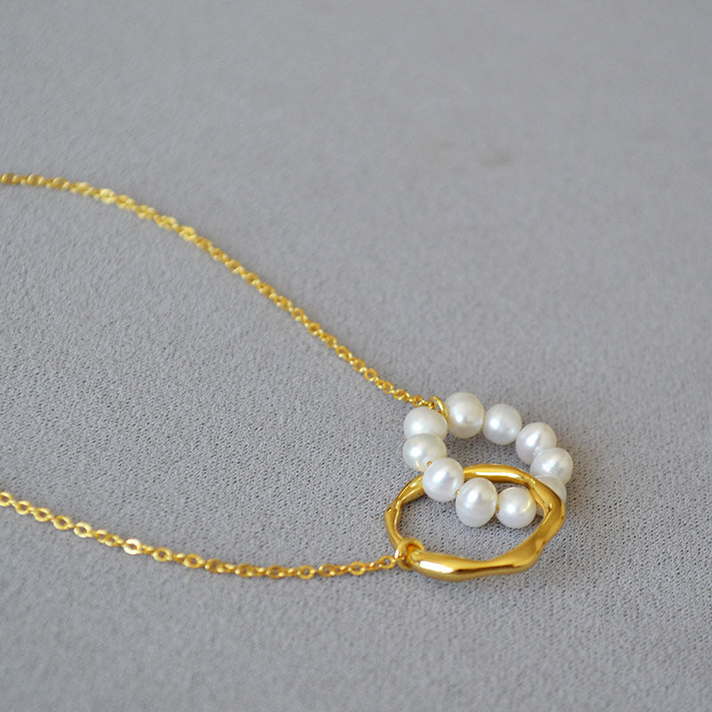 Stunning Gold Necklace for Daily Wear