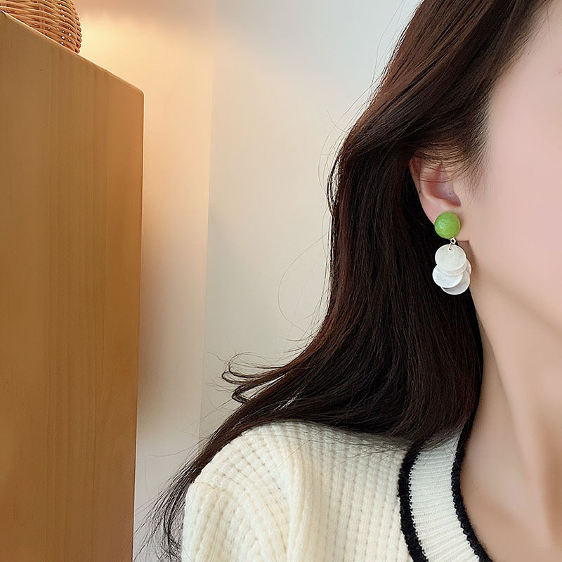 Charming Earring for Any Occasion