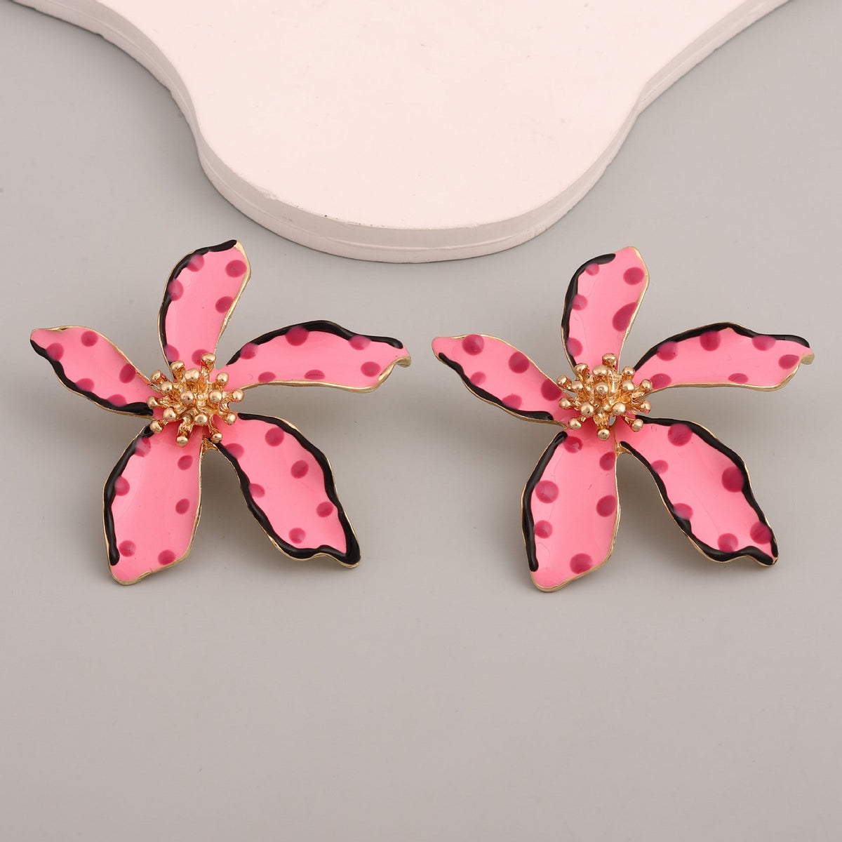 Stunning Earring for Daily Wear