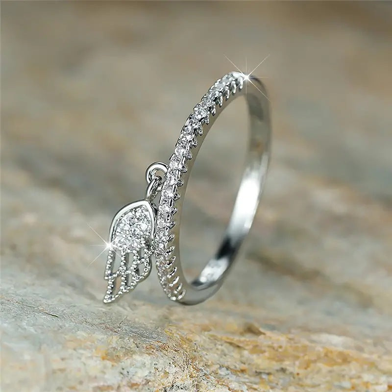 Romantic Pendant for Special Moments