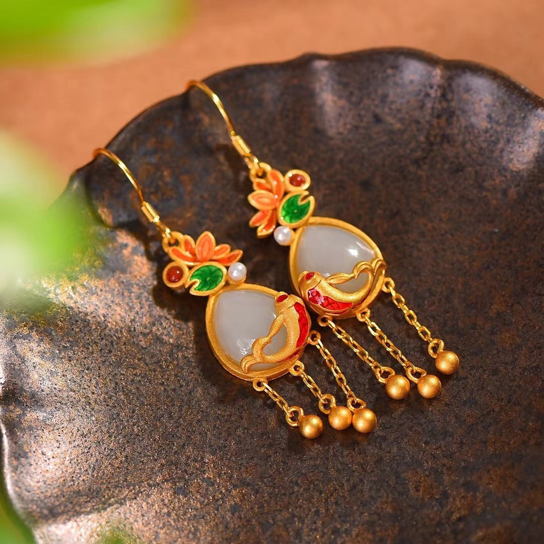 Elegant Silver Earring for Every Occasion