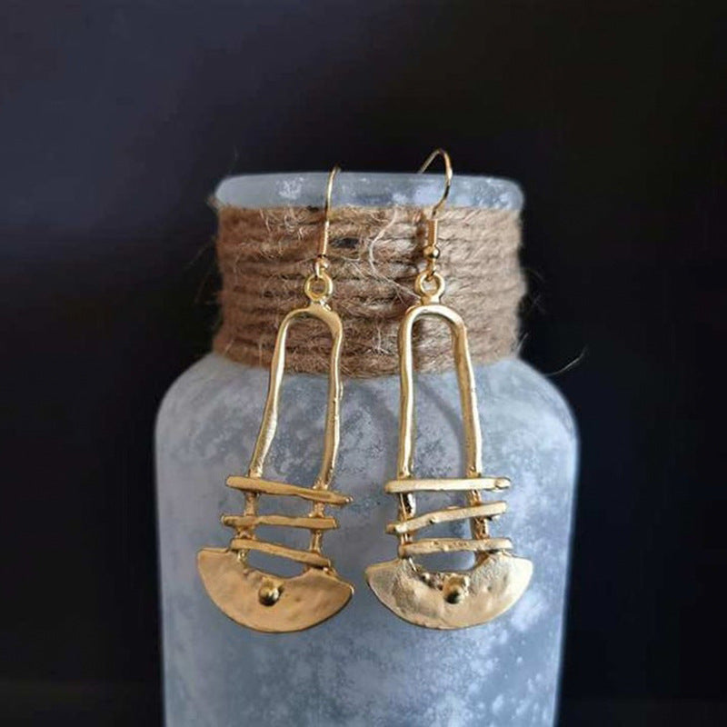 Charming Earring for Any Occasion