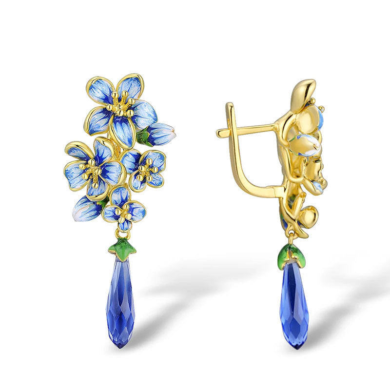 Classic Earring with Timeless Appeal