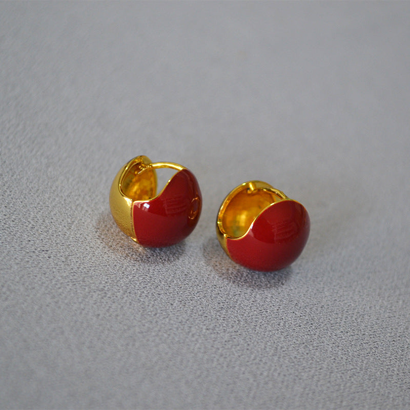 Charming Earring for Any Occasion