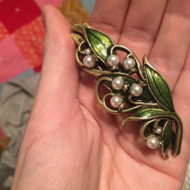 Vintage Handmade Pearl Piece