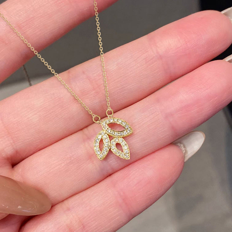 Charming Piece for Any Occasion