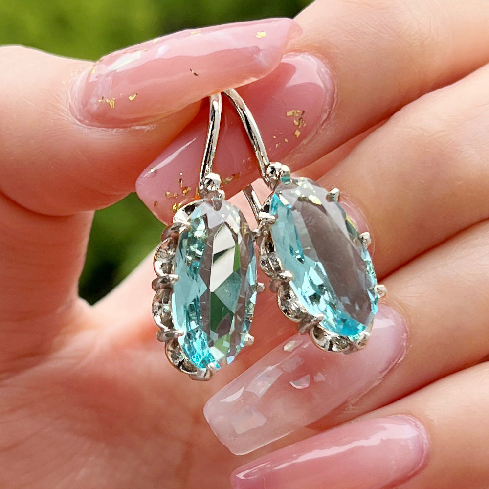 Stunning Earring for Daily Wear
