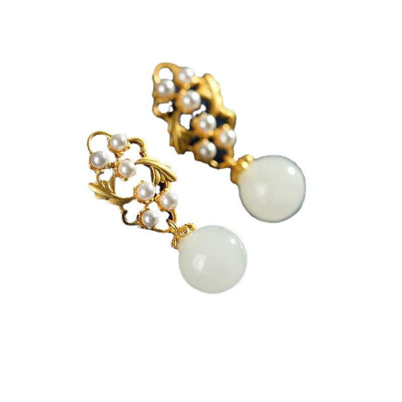 Beautiful Silver Earring with Unique Style