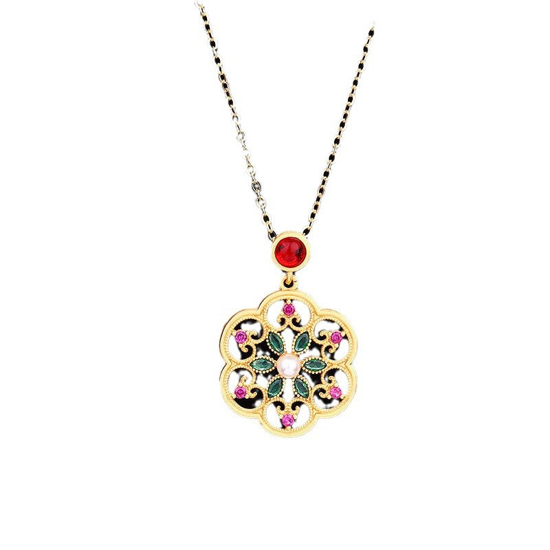 Classic Silver Necklace with Timeless Appeal