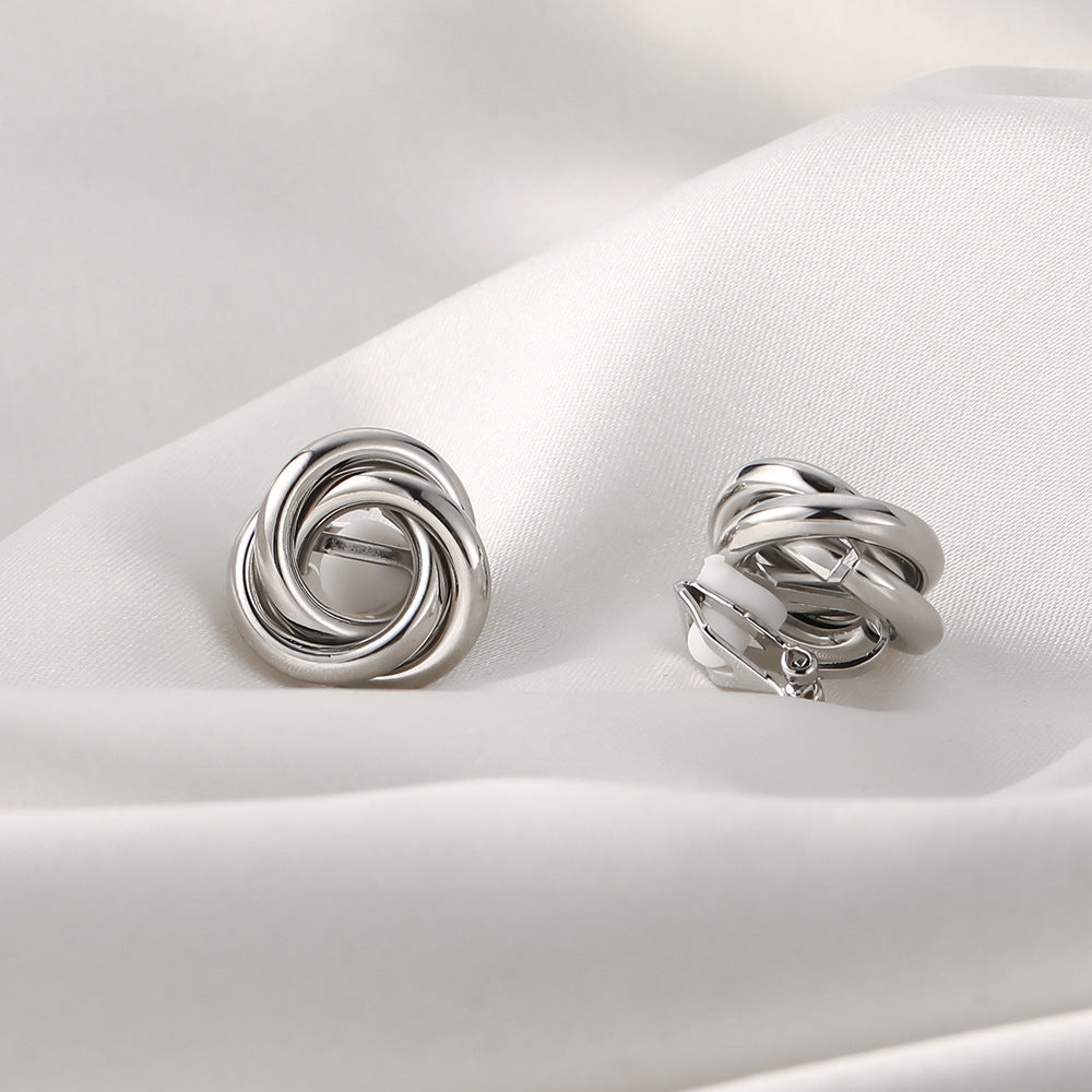 Charming Earring for Any Occasion