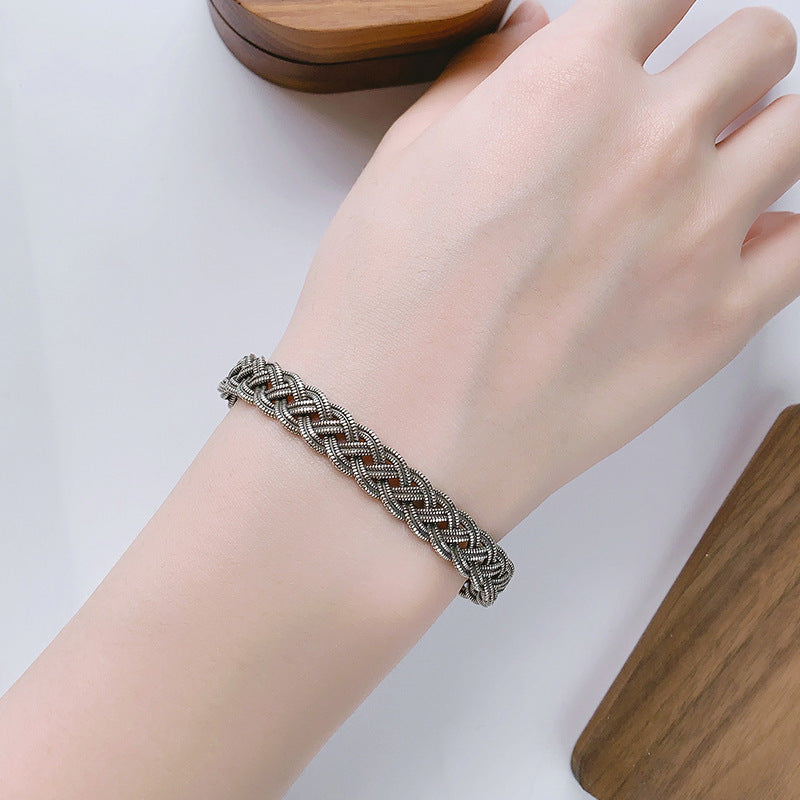 Romantic Bracelet for Special Moments