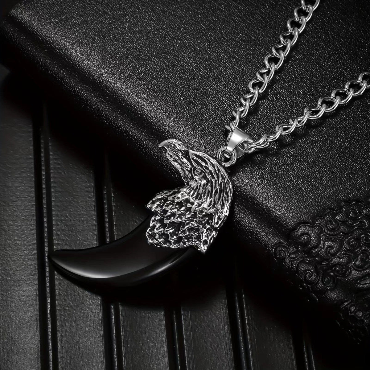 Romantic Necklace for Special Moments