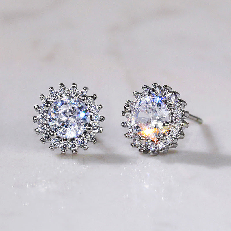 Stunning Gold Earring for Daily Wear