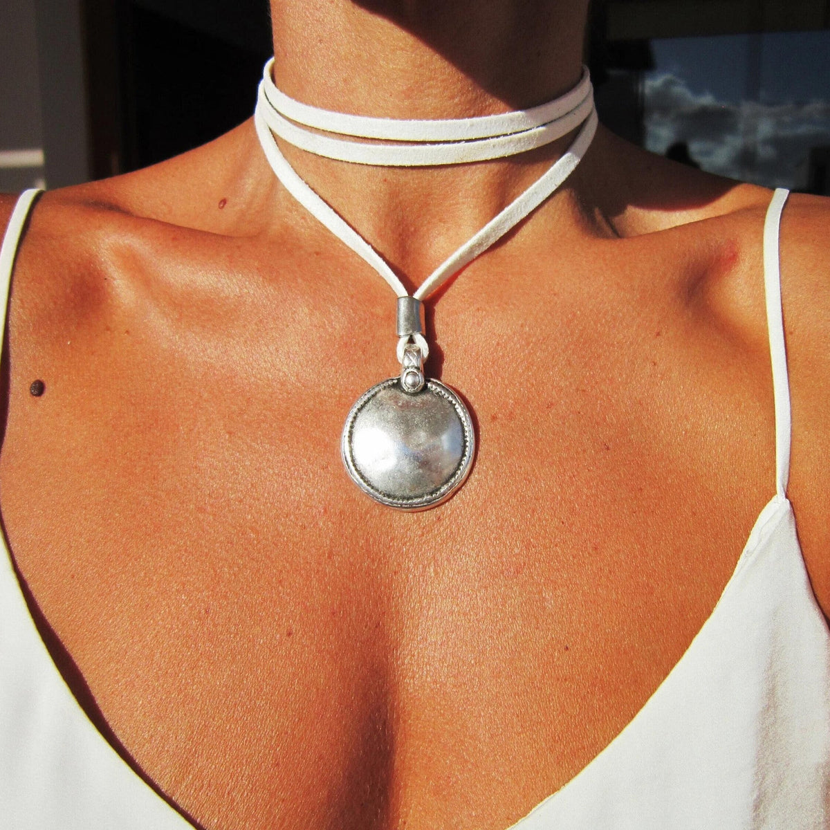 Stunning Necklace for Daily Wear