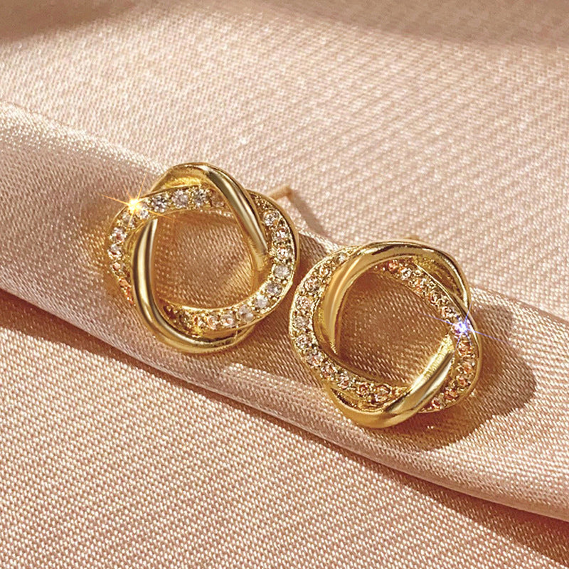 Romantic Earring for Special Moments