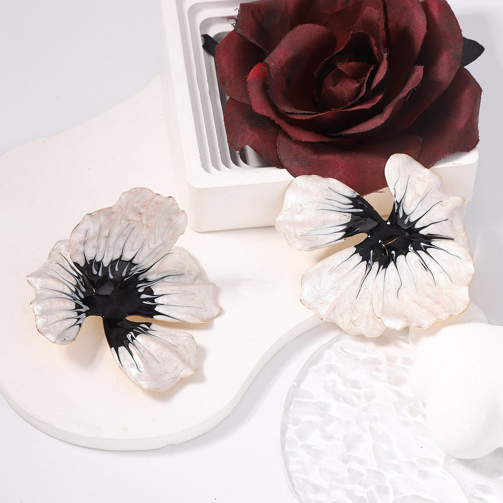 Classic Set with Timeless Appeal