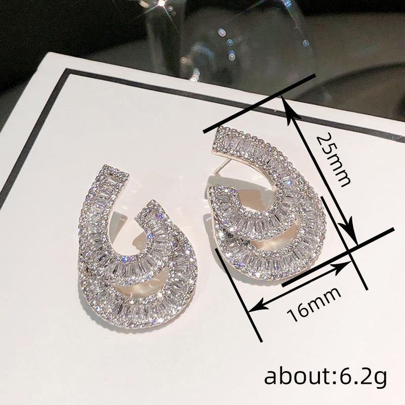 Elegant Earring for Every Occasion