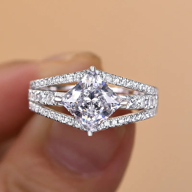 Stunning Ring for Daily Wear