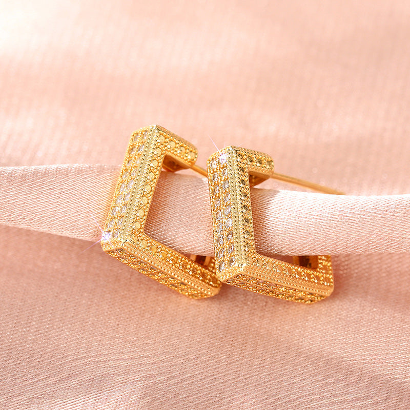 Beautiful Earring with Unique Style