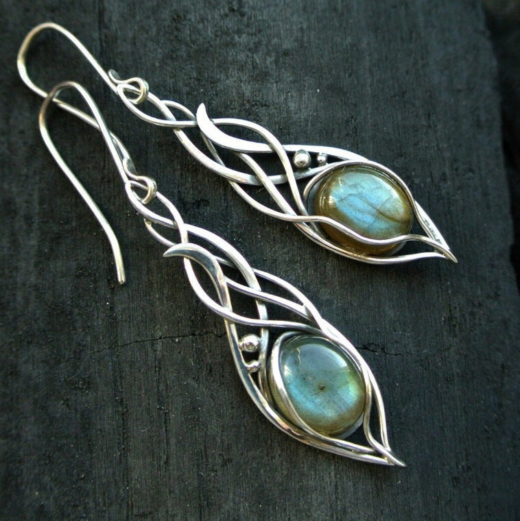 Romantic Earring for Special Moments